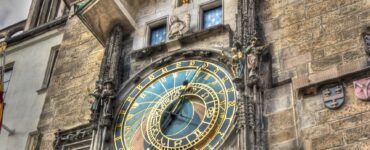 orologio astronomico di Praga creativo e tempo