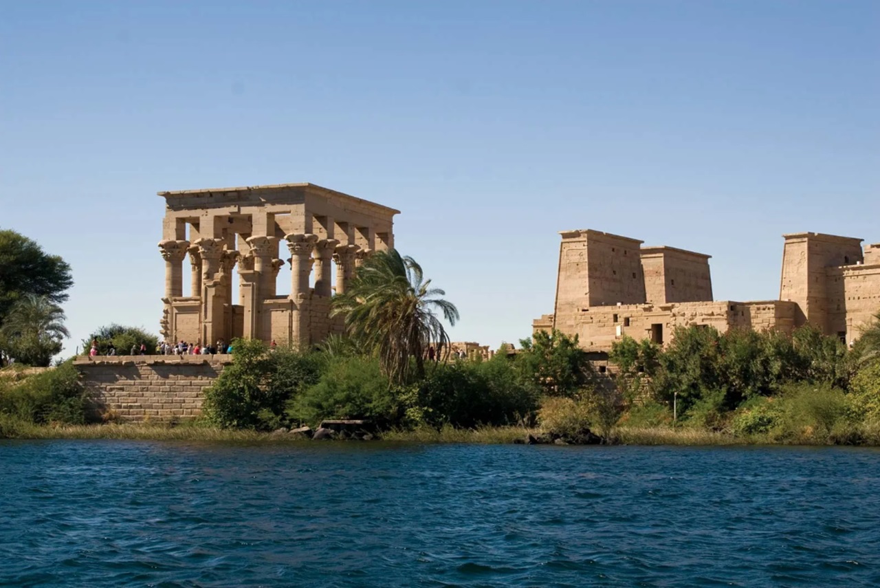 Nilo templi sulla riva