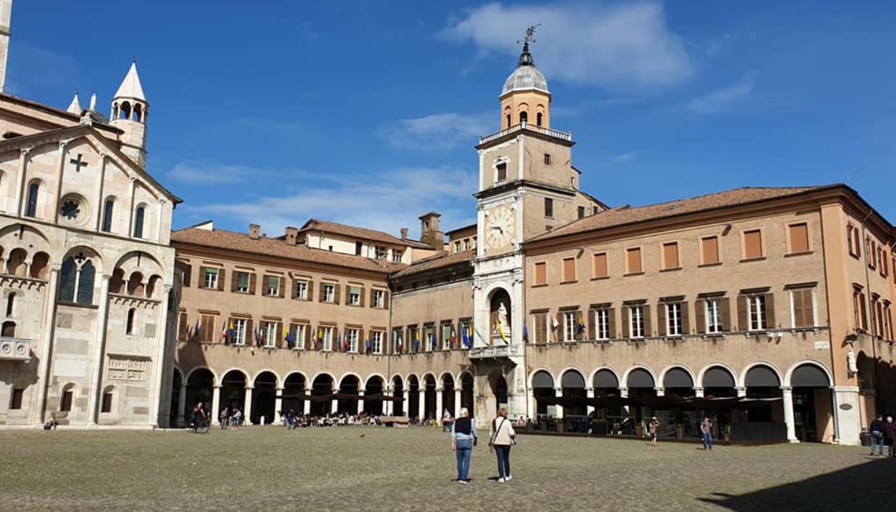 7 aprile Piazza Grande