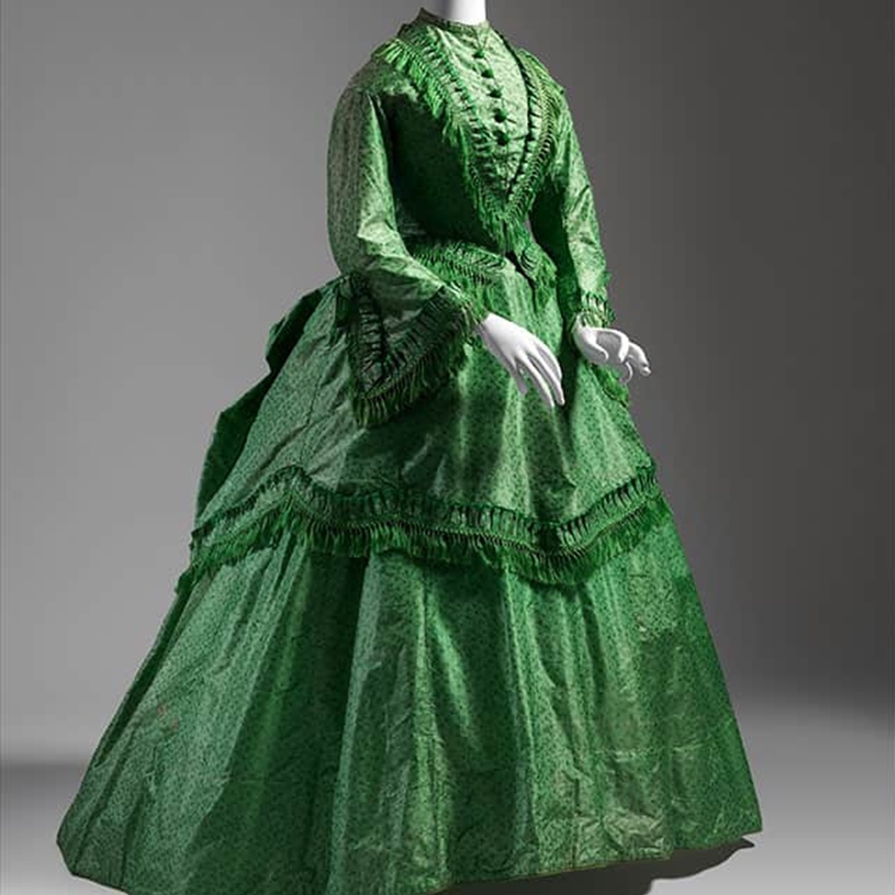 verde smeraldo, vestito vittoriano fatto con l'arsenico 
