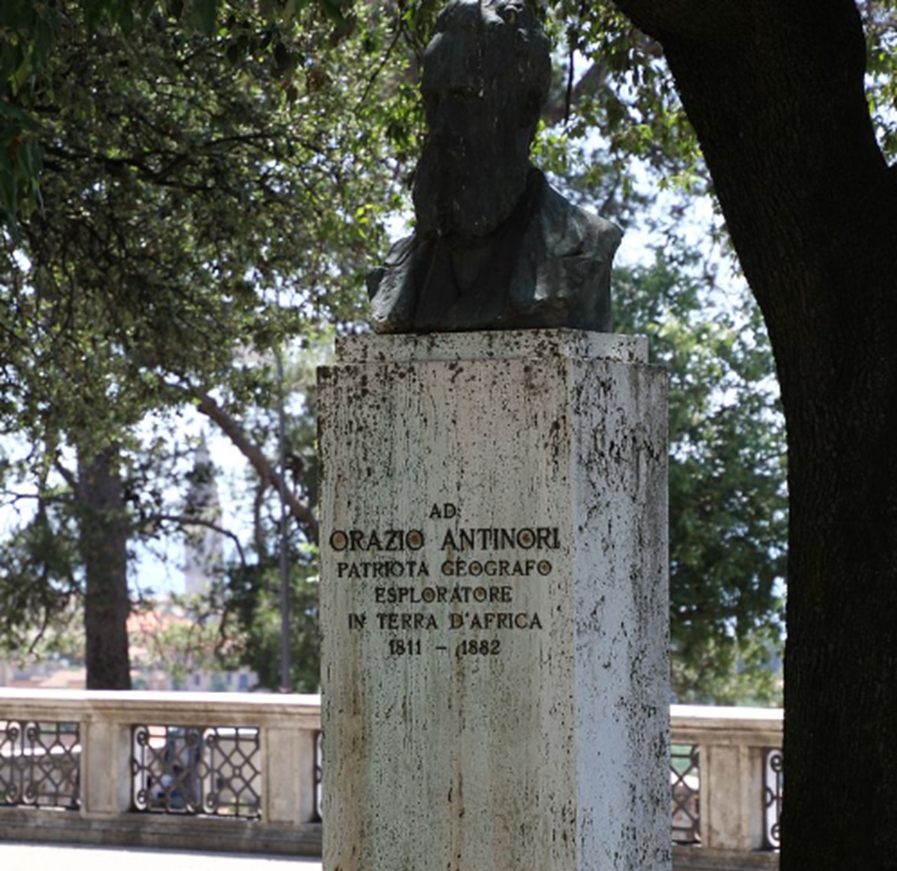 Orazio Antinori busto commemorativo Perugia