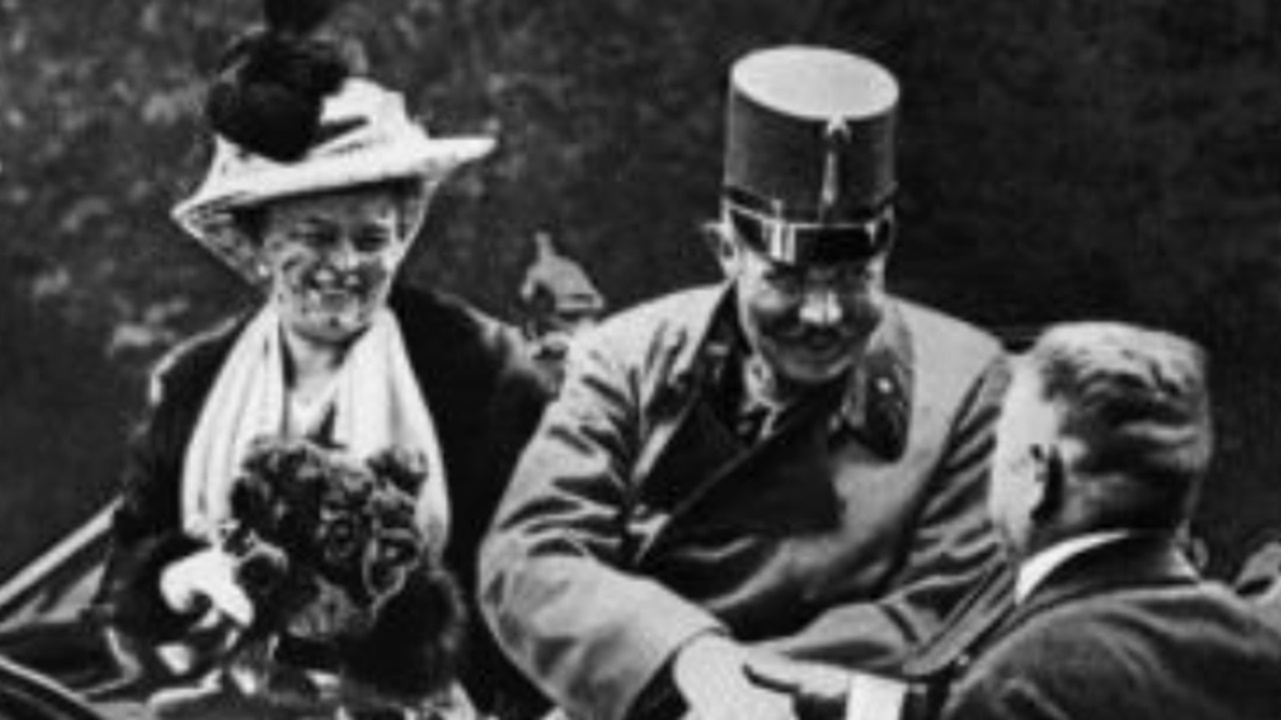 Francesco Ferdinando e la moglie Sofia poco tempo prima dell'attentato del 28 giugno 1914