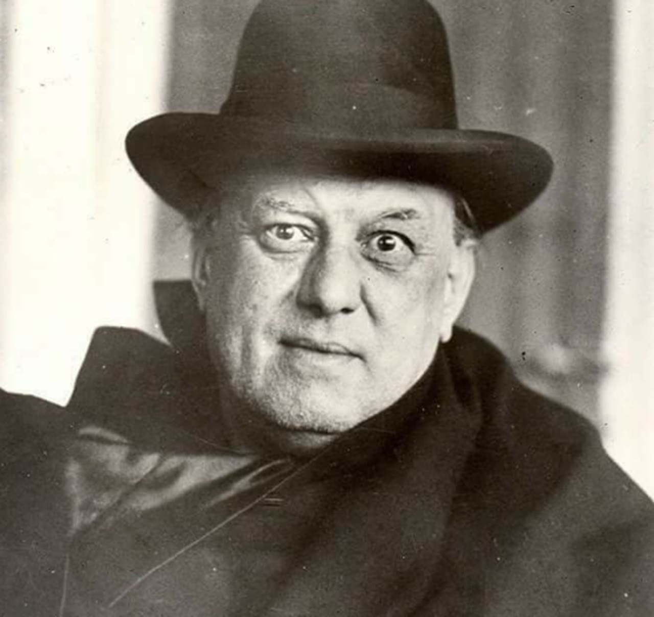 Aleister Crowley nel 1929