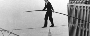 Foto del giorno: sospesi come Philippe Petit