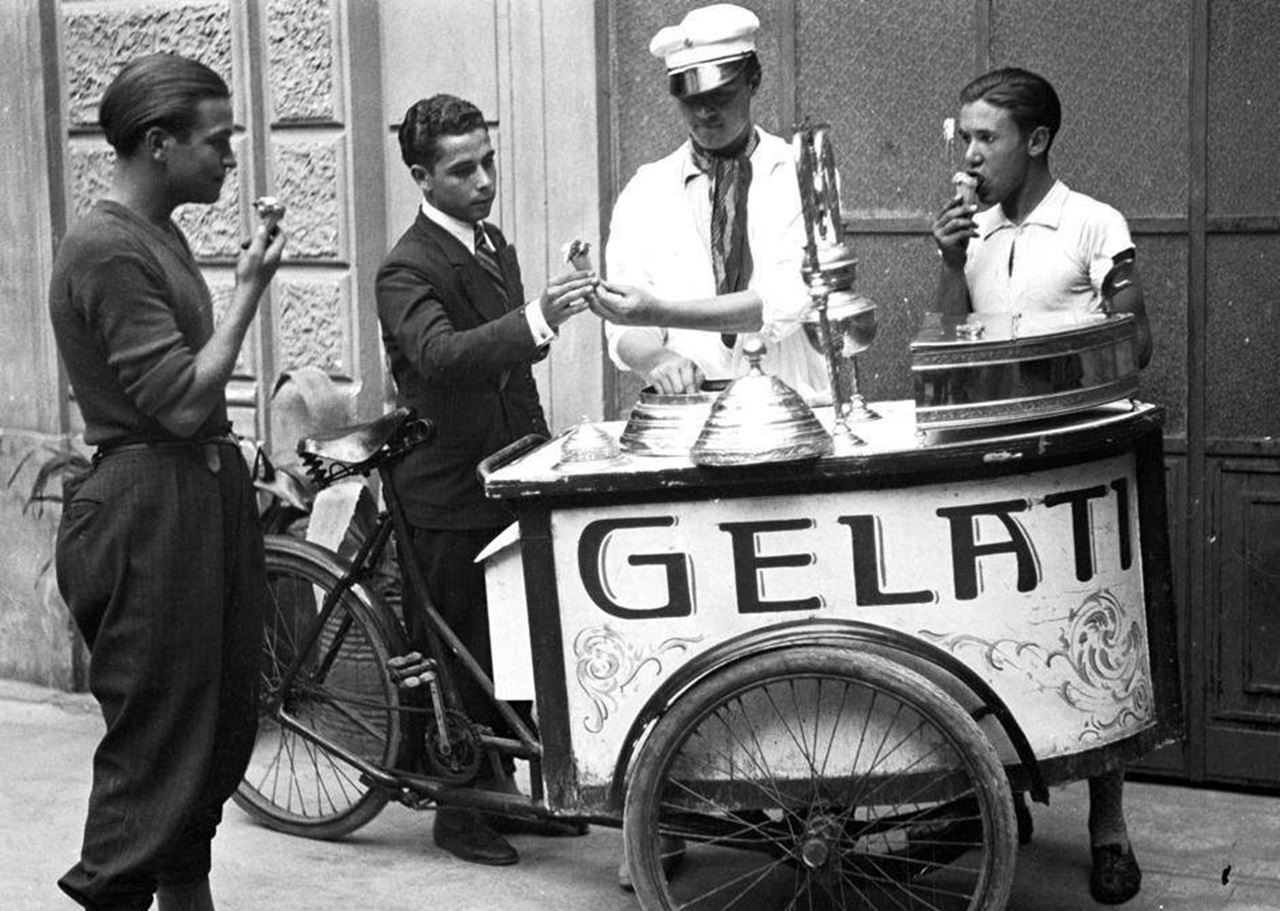 gelato, coni di cialde per il gelato