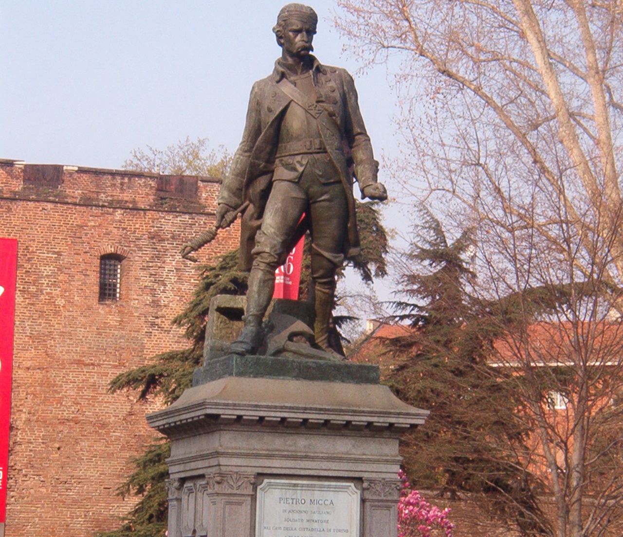 30 agosto statua a Pietro Micca, Torino