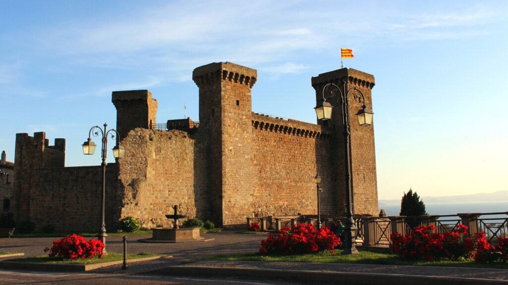 lago bolsena castello