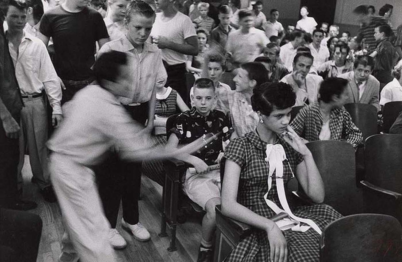 Dorothy Counts, aggressione nell'aula