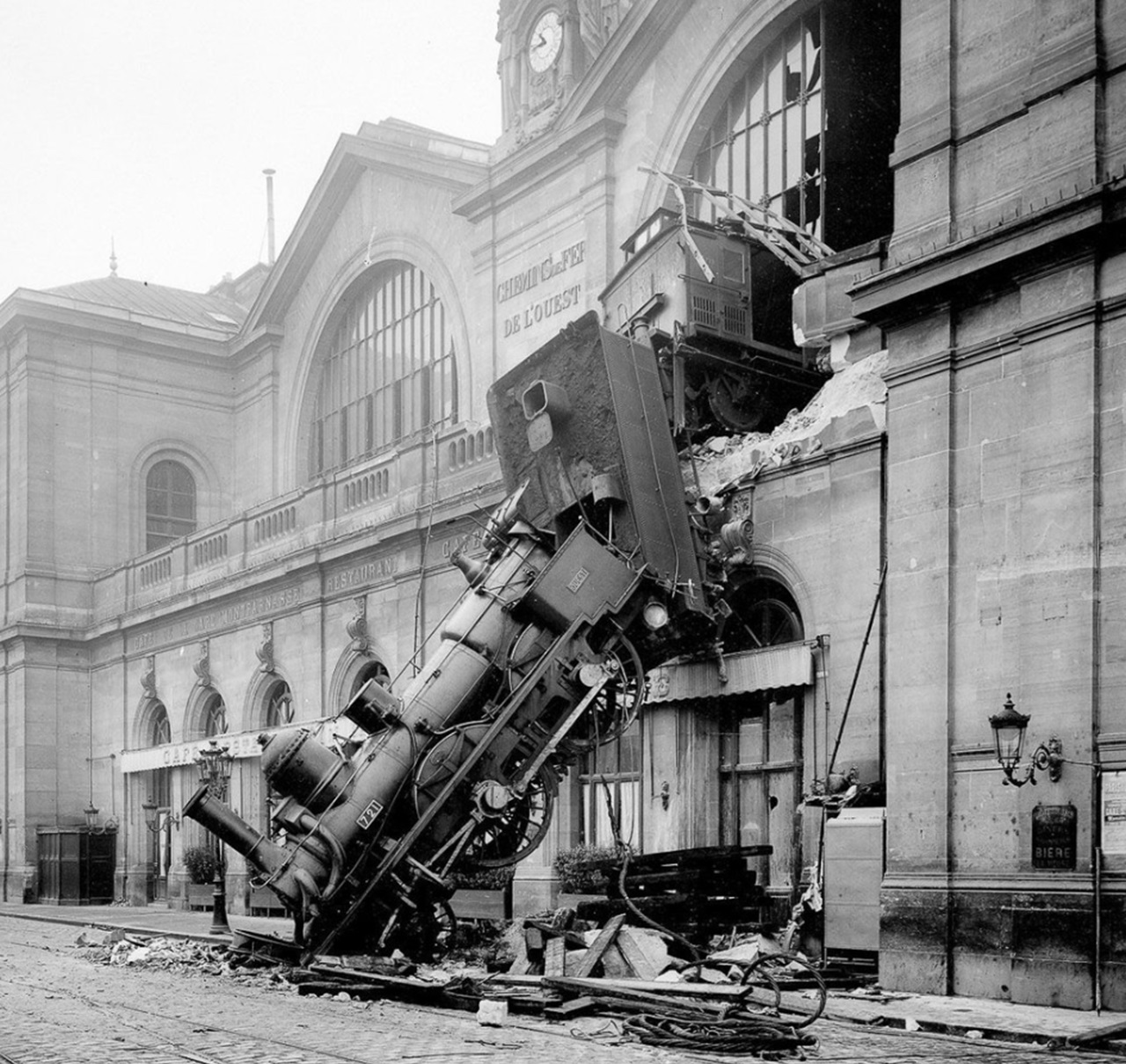 Disastro ferroviario immagine