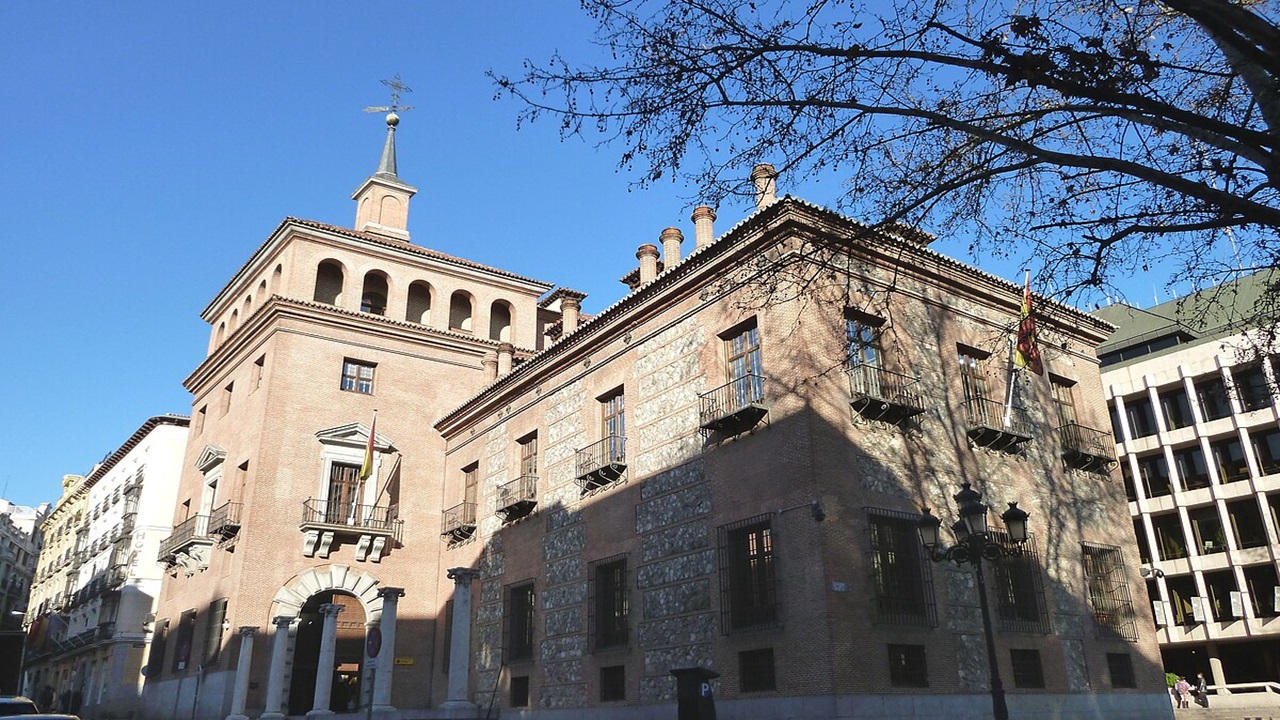 casa sette camini fantasma