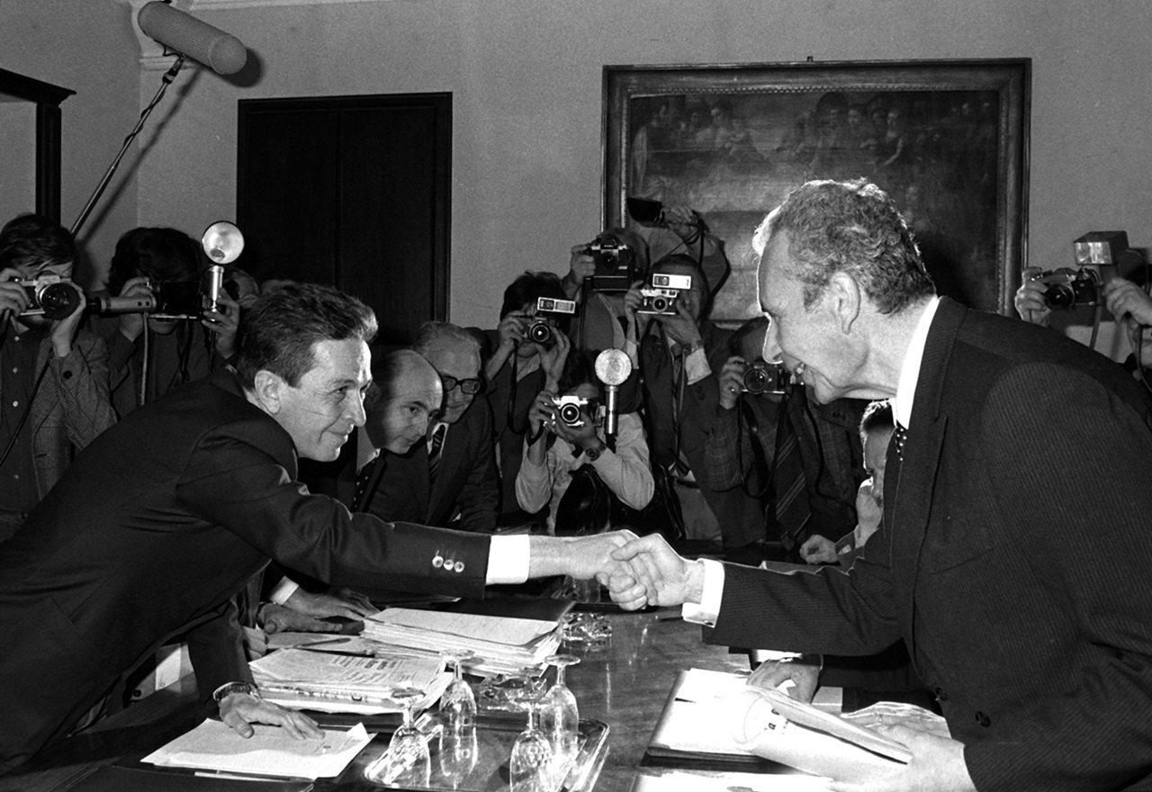 Enrico Berlinguer foto con Moro