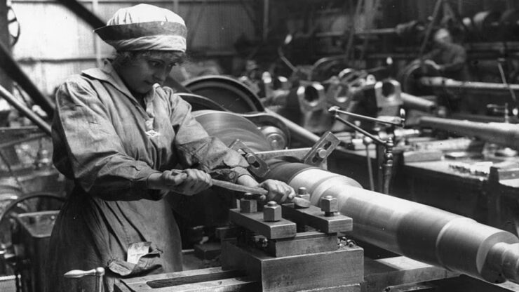 lavoro femminile foto fabbrica