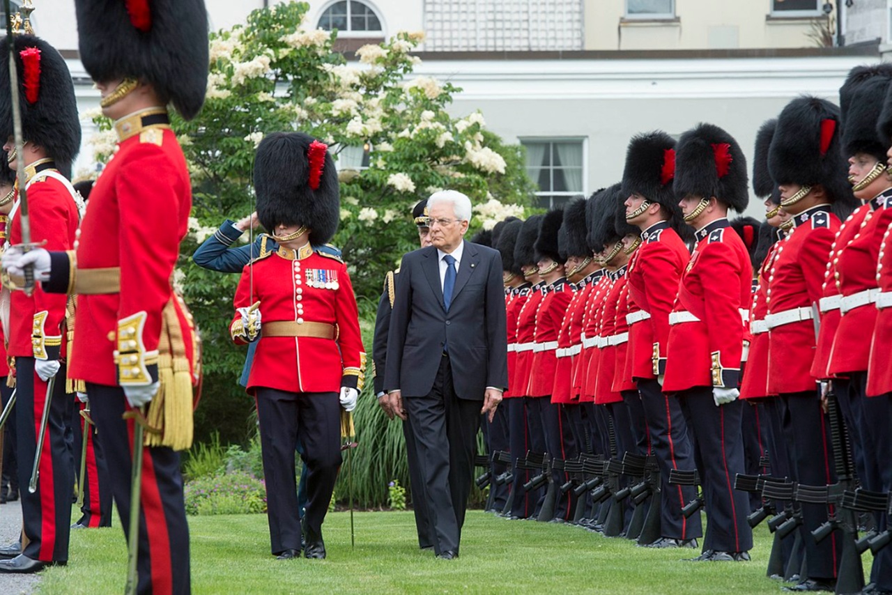 giubba rossa cerimoniale Mattarella